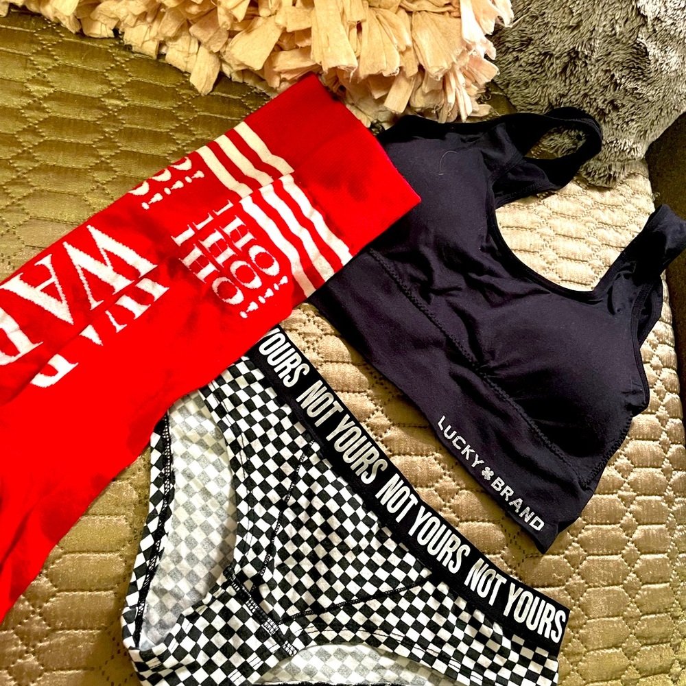 Checkered Panties, Sports Bra, ans Wap Knee High Socks